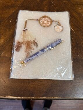 Purple Feather Pen & Dreamcatcher keychain Set brand new